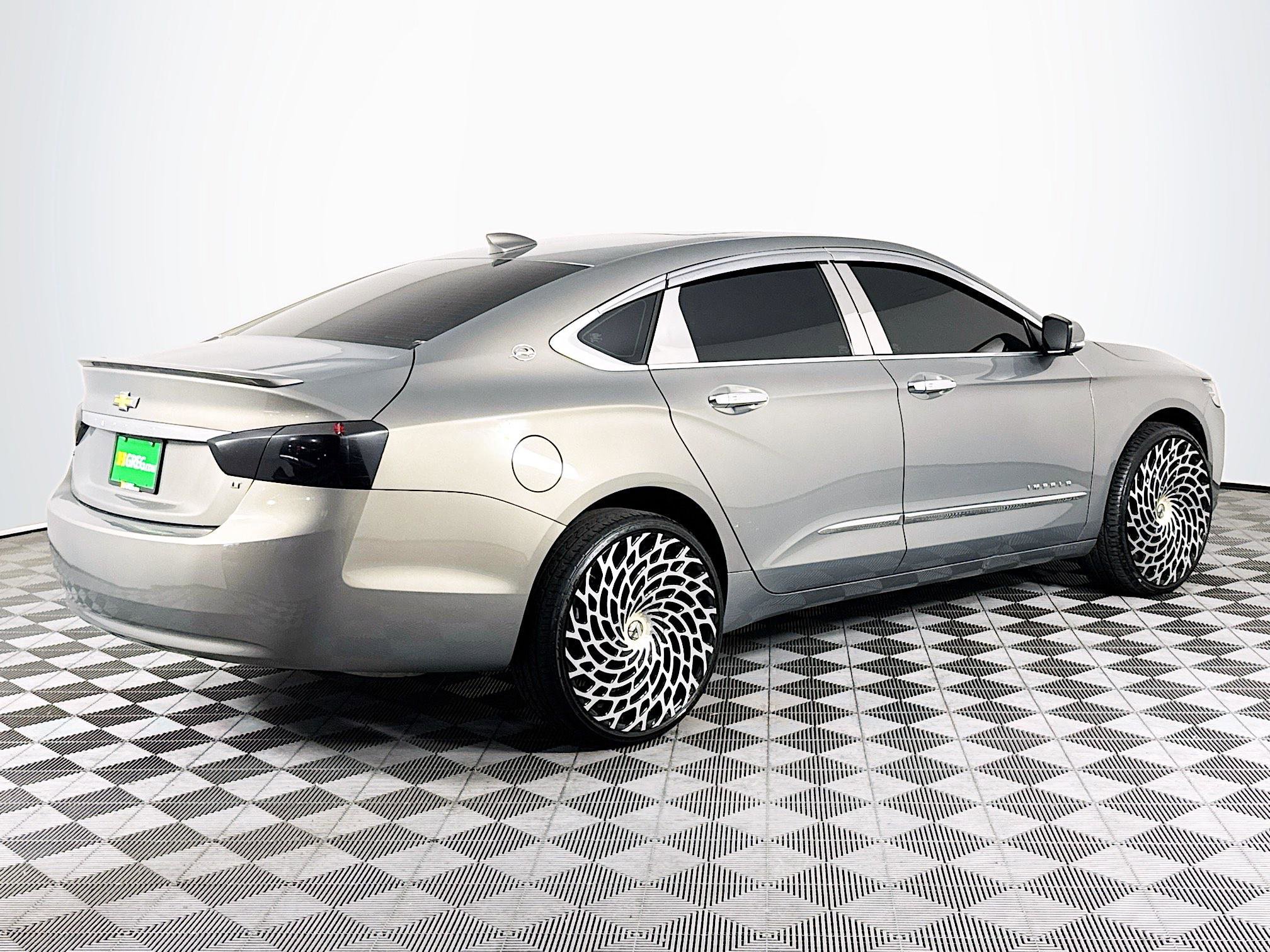 Used 2019 Chevrolet Impala LT w/ Sunroof and Spoiler Package image 10