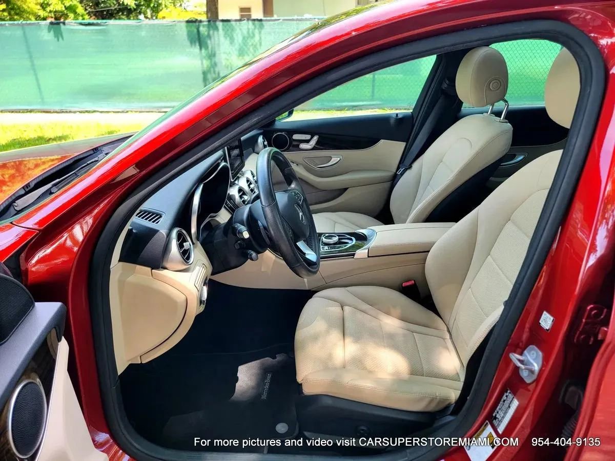 Used 2018 Mercedes-Benz C 300 Sedan image 12