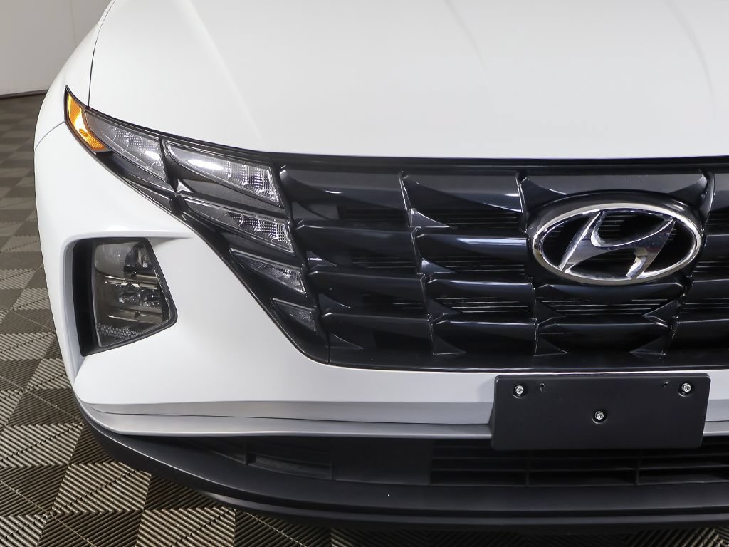 Used 2023 Hyundai Tucson SE AWD/4WD image 12