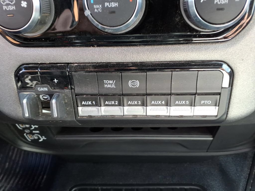Used 2025 RAM 5500 Tradesman RWD image 6