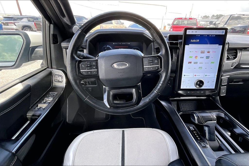 Used 2023 Ford F150 Lightning Platinum image 8