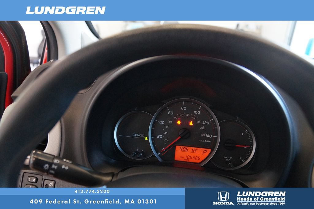 Used 2014 Toyota Yaris LE FWD image 18