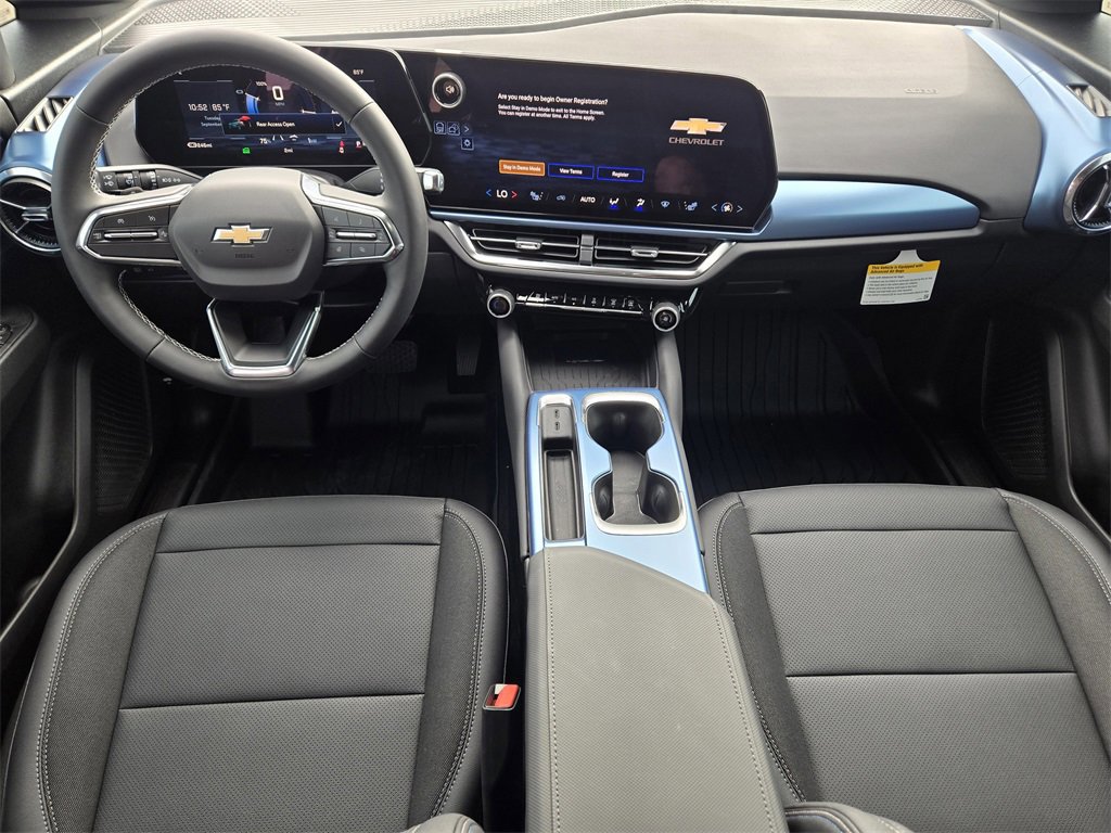 New 2026 Chevrolet Equinox EV LT image 15