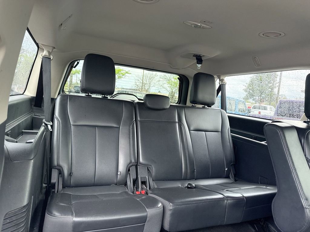 Used 2024 Ford Expedition Max XLT image 24