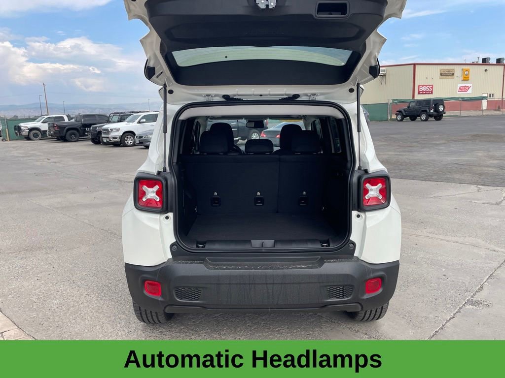 Used 2023 Jeep Renegade Latitude w/ Sun/Sound Group image 13