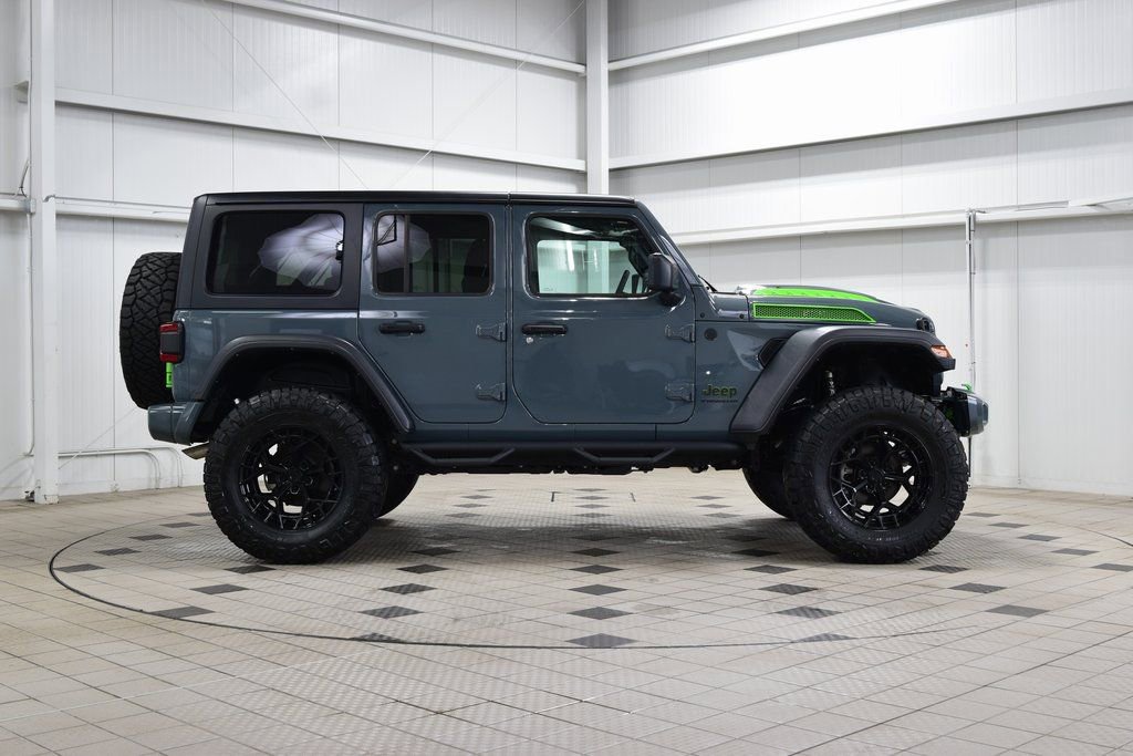 Used 2024 Jeep Wrangler Rubicon w/ Safety Group image 8