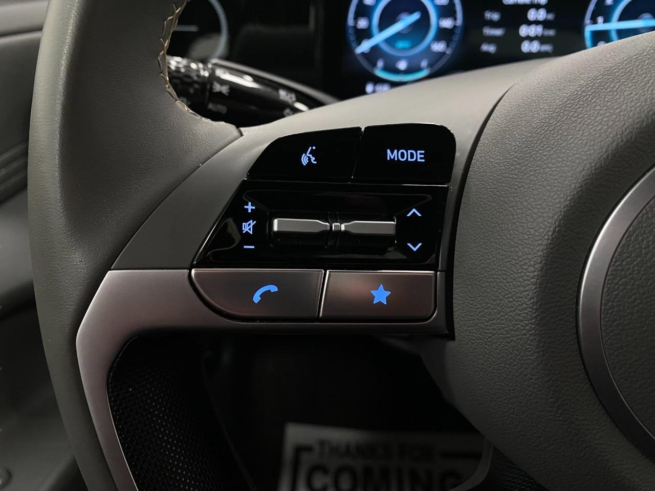 Certified 2025 Hyundai Elantra SEL image 15