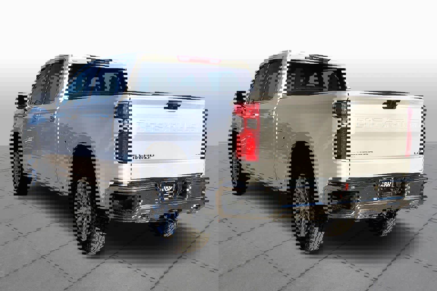 Used 2024 Chevrolet Silverado 1500 LTZ image 12