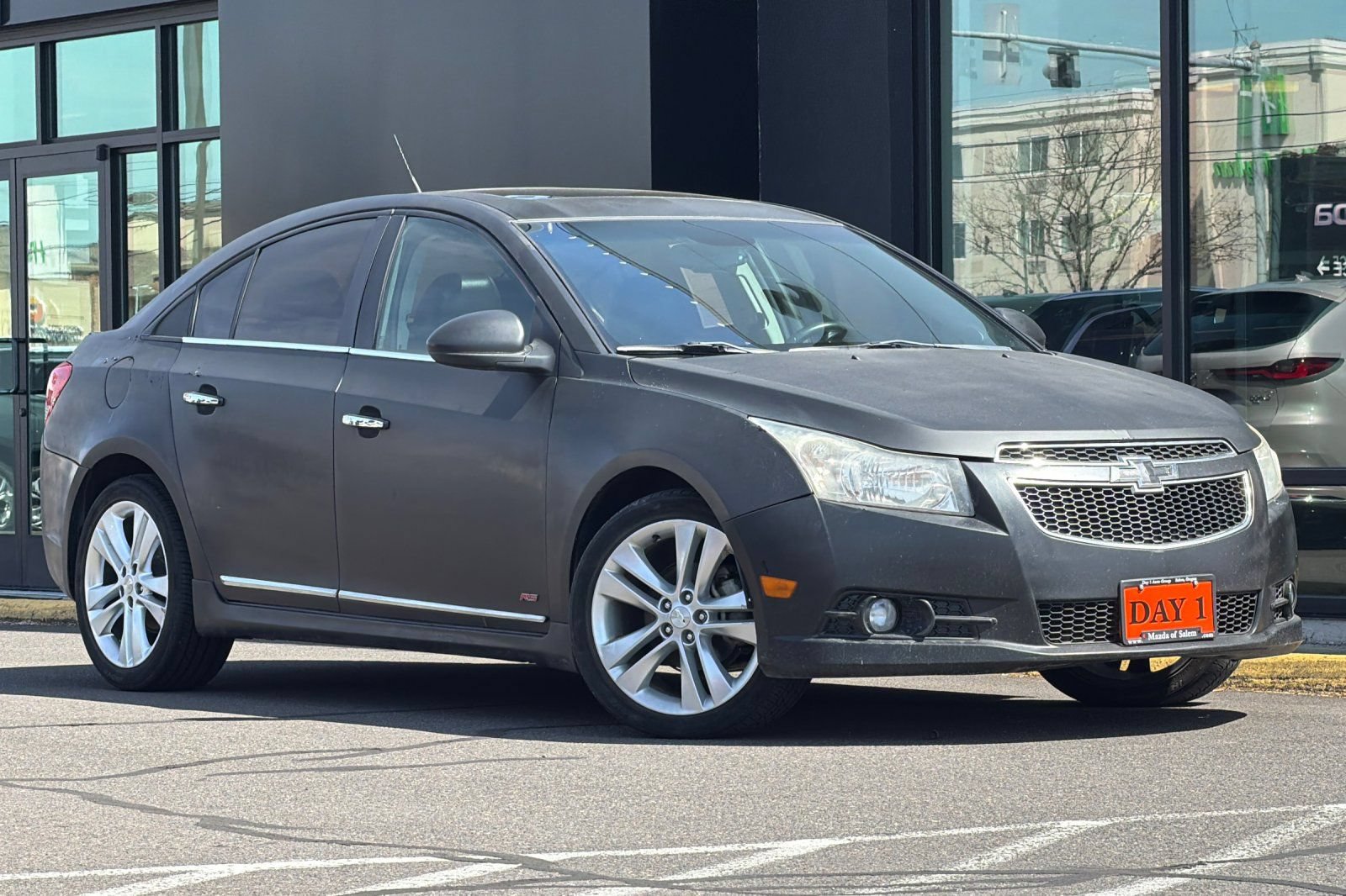 Used 2014 Chevrolet Cruze LTZ w/ Enhanced Safety Package FWD image 2