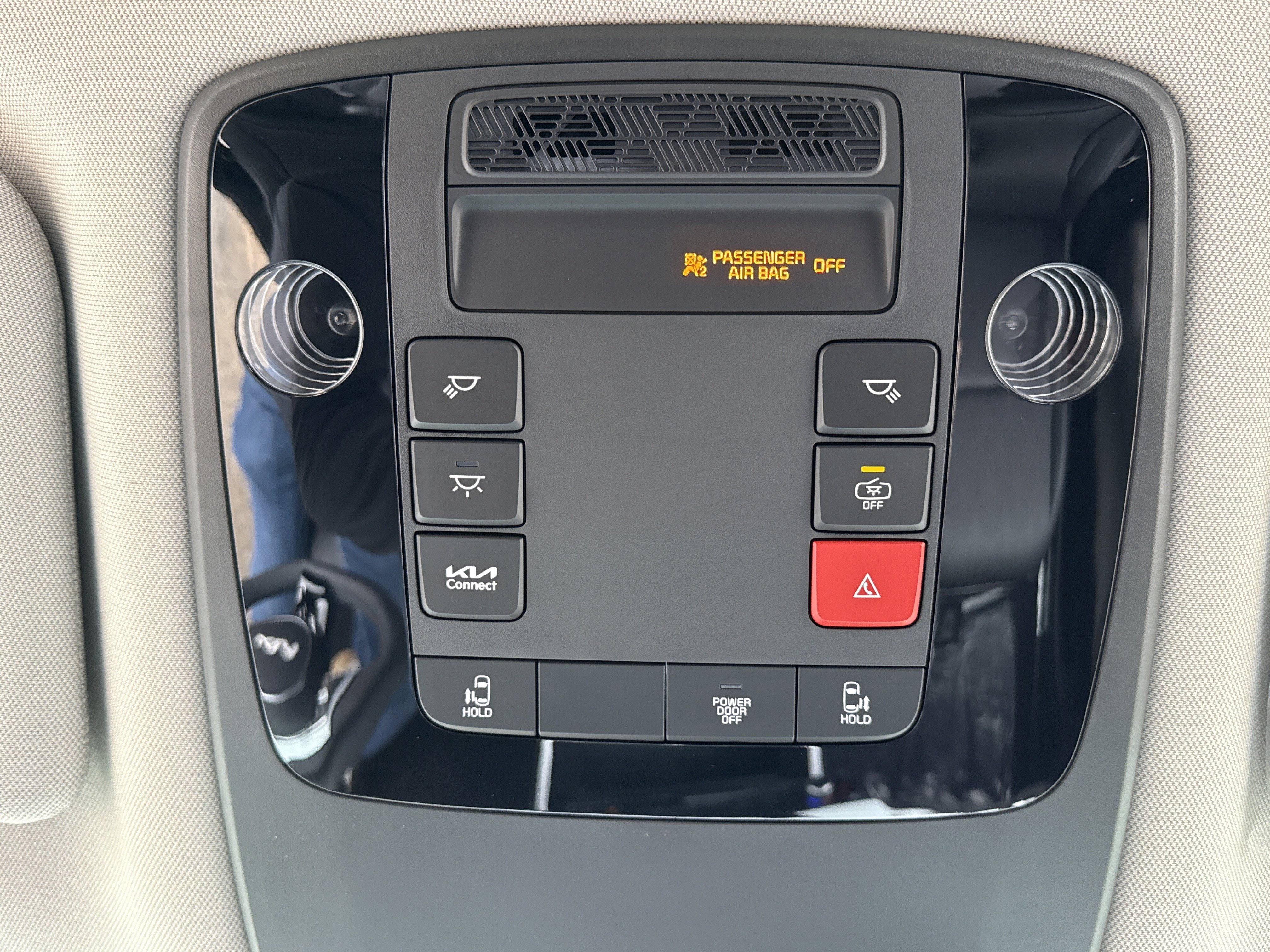 New 2025 Kia Carnival image 10