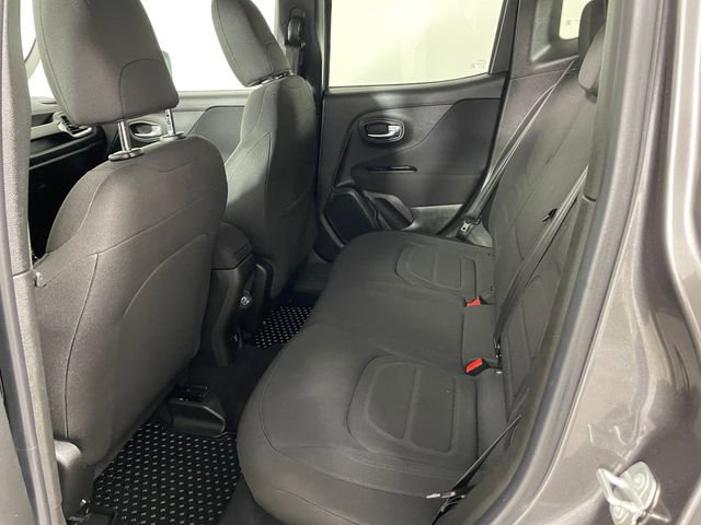 Used 2021 Jeep Renegade Latitude w/ Convenience Group image 18