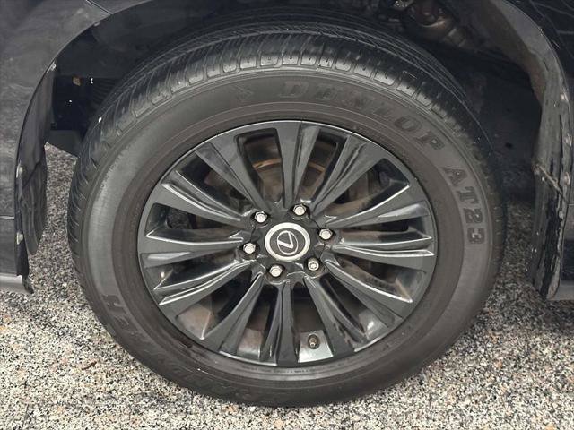 Used 2022 Lexus GX 460 Luxury w/ Sport Design Package AWD/4WD image 8