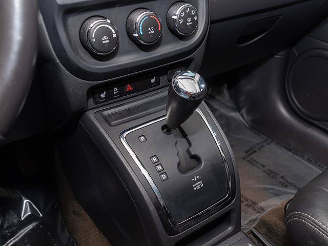 Used 2016 Jeep Patriot High Altitude AWD/4WD image 13