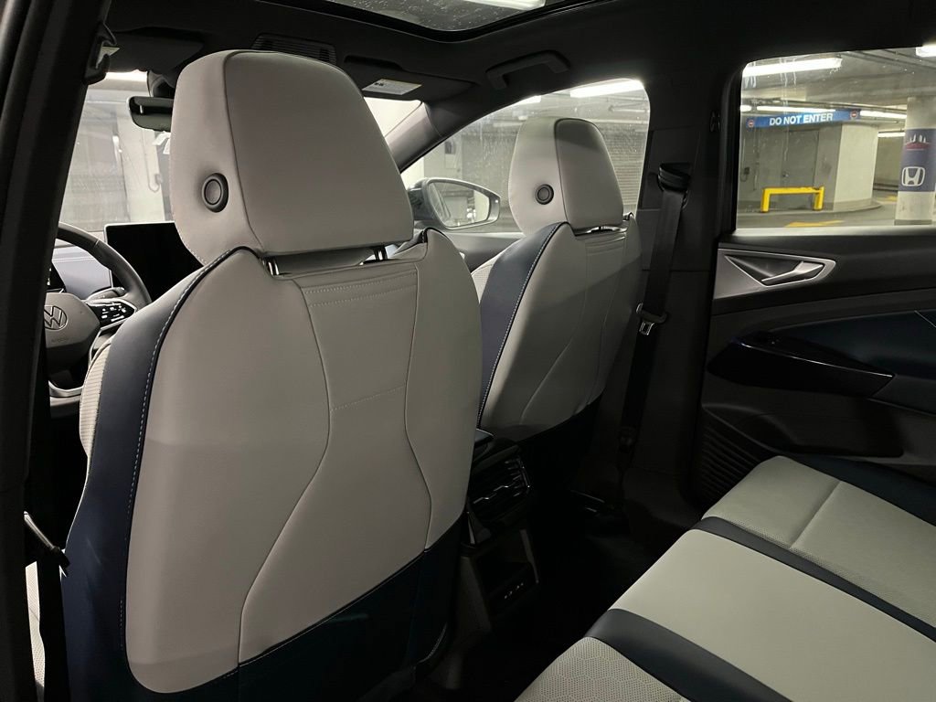 New 2025 Volkswagen ID.4 Pro S image 23