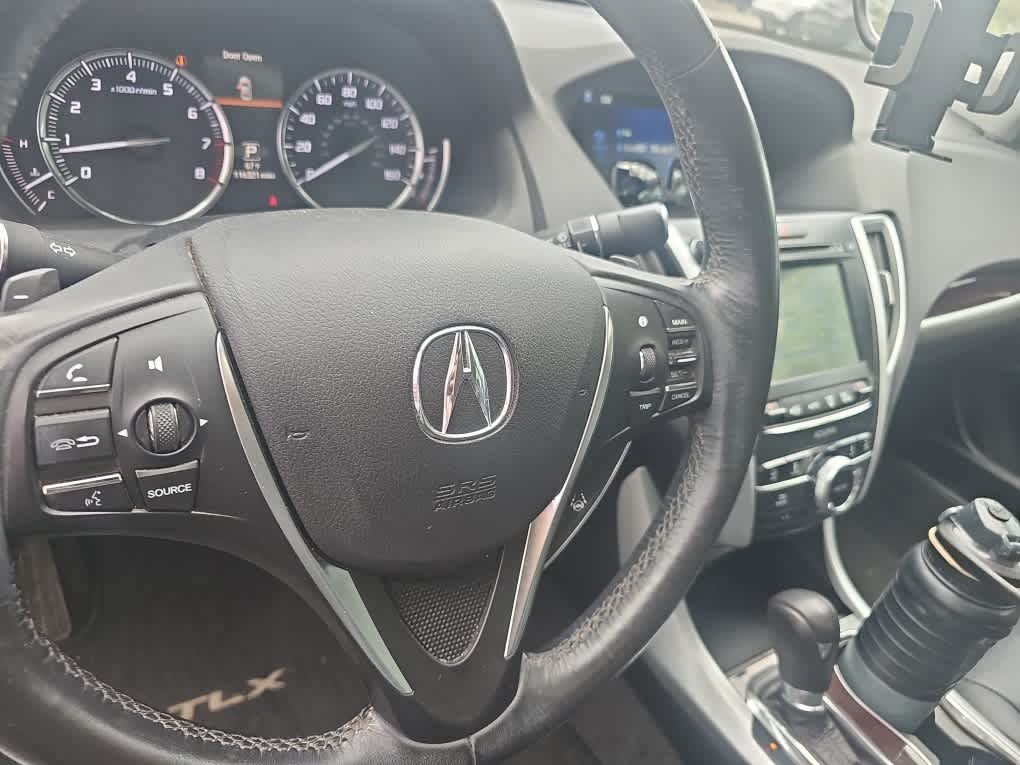 Used 2017 Acura TLX w/ Technology Package FWD image 7