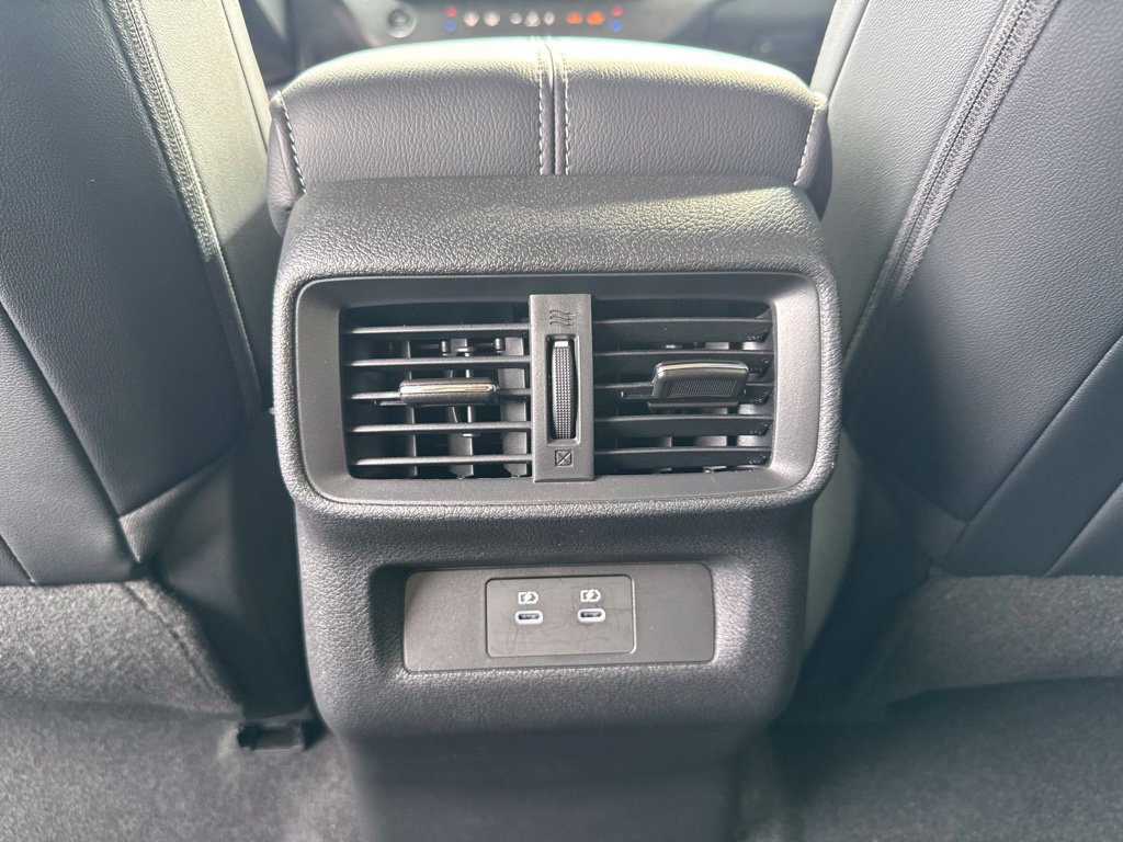 Certified 2025 Nissan Murano SV AWD/4WD image 26