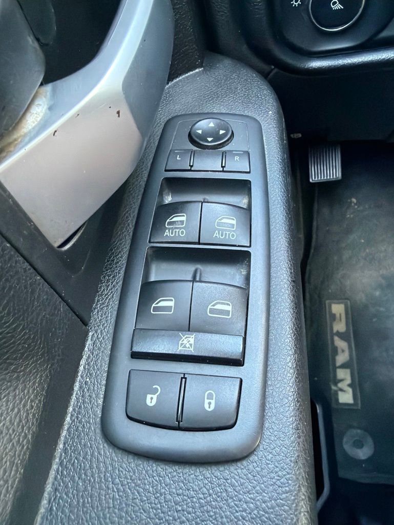Used 2019 RAM 3500 Tradesman AWD/4WD image 26