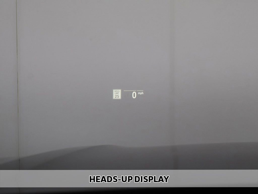 Used 2021 BMW 740i xDrive w/ Premium Package image 7