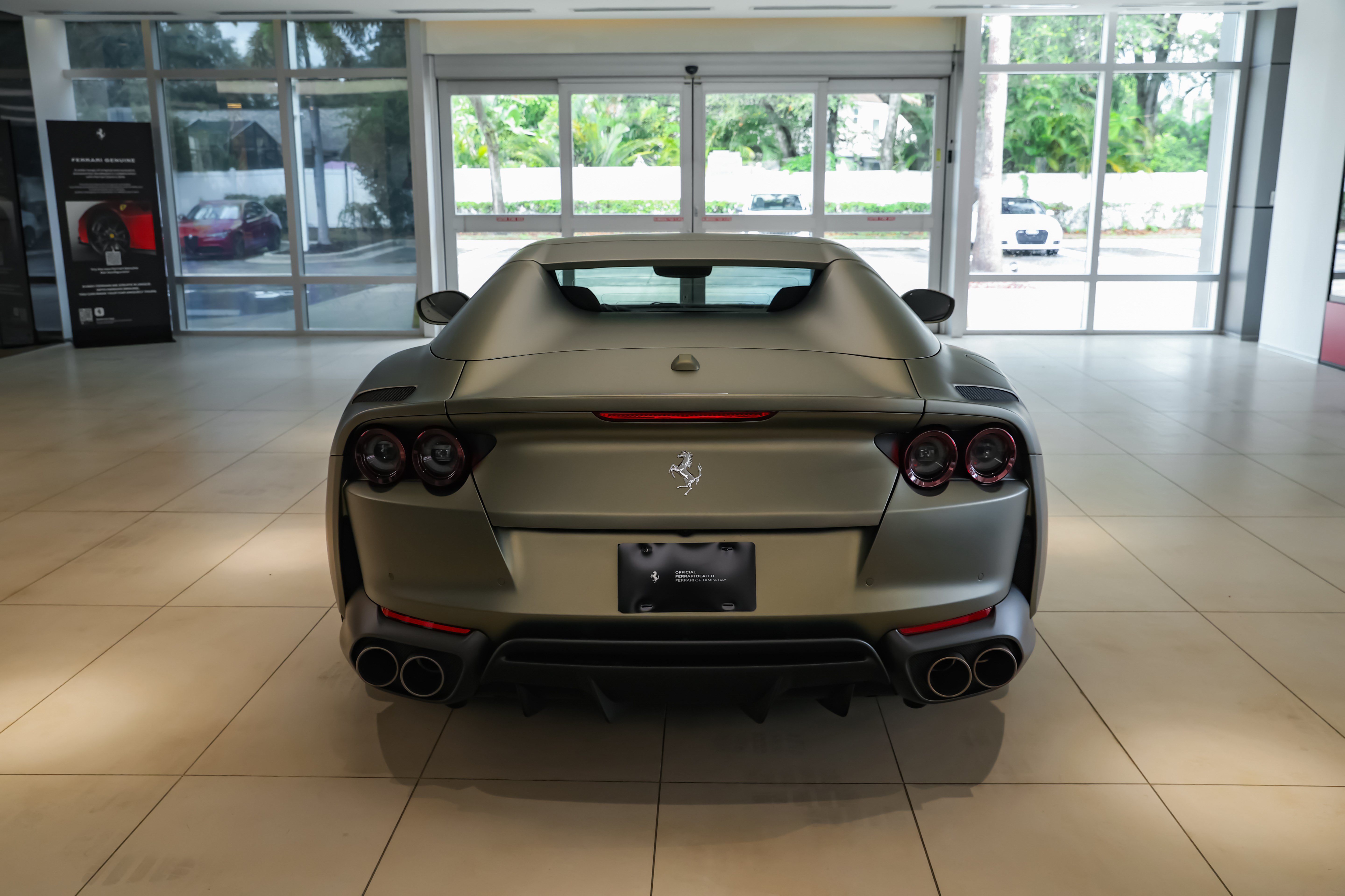 Used 2021 Ferrari 812 GTS RWD image 24