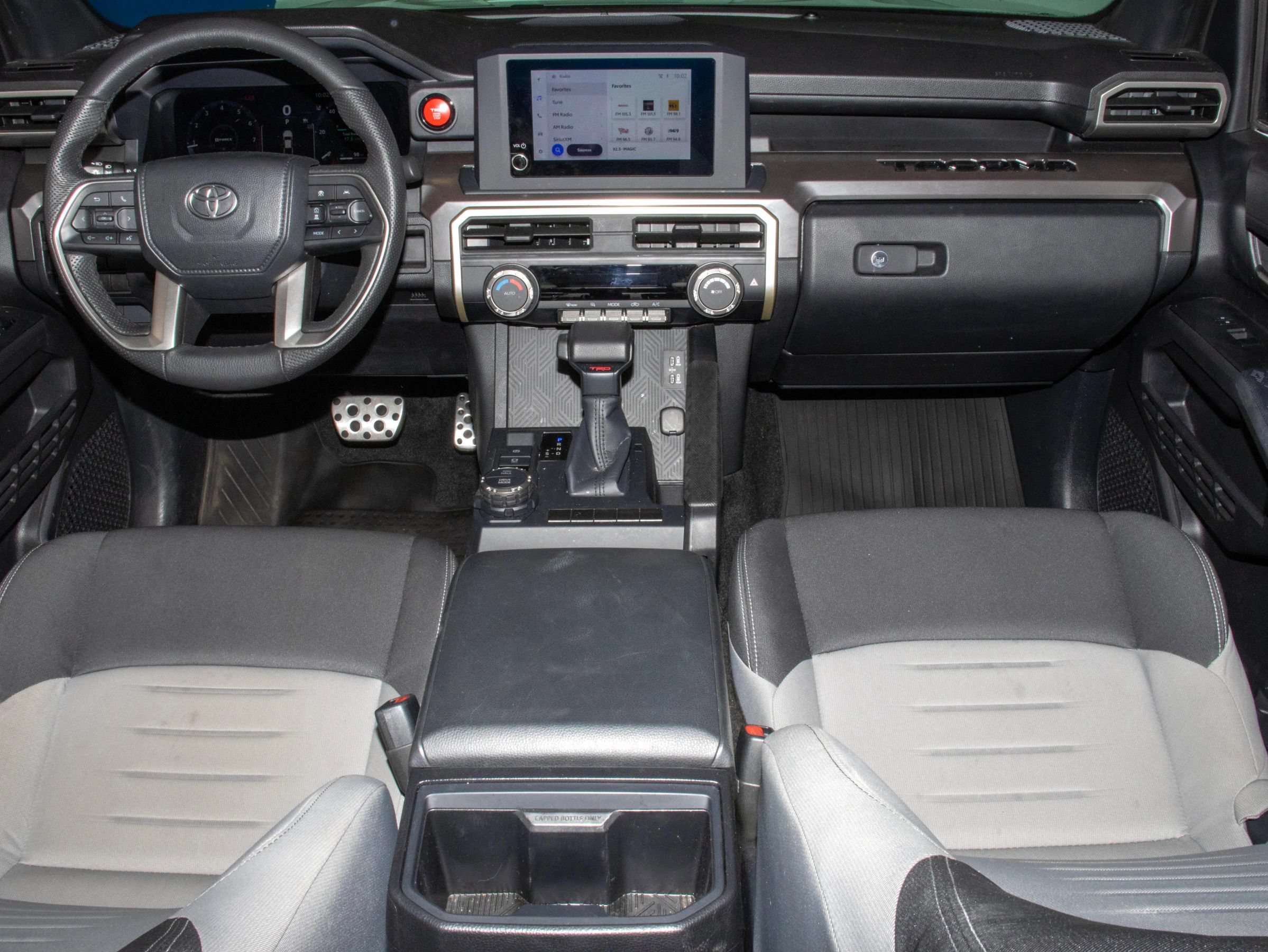Used 2024 Toyota Tacoma TRD Sport AWD/4WD image 12