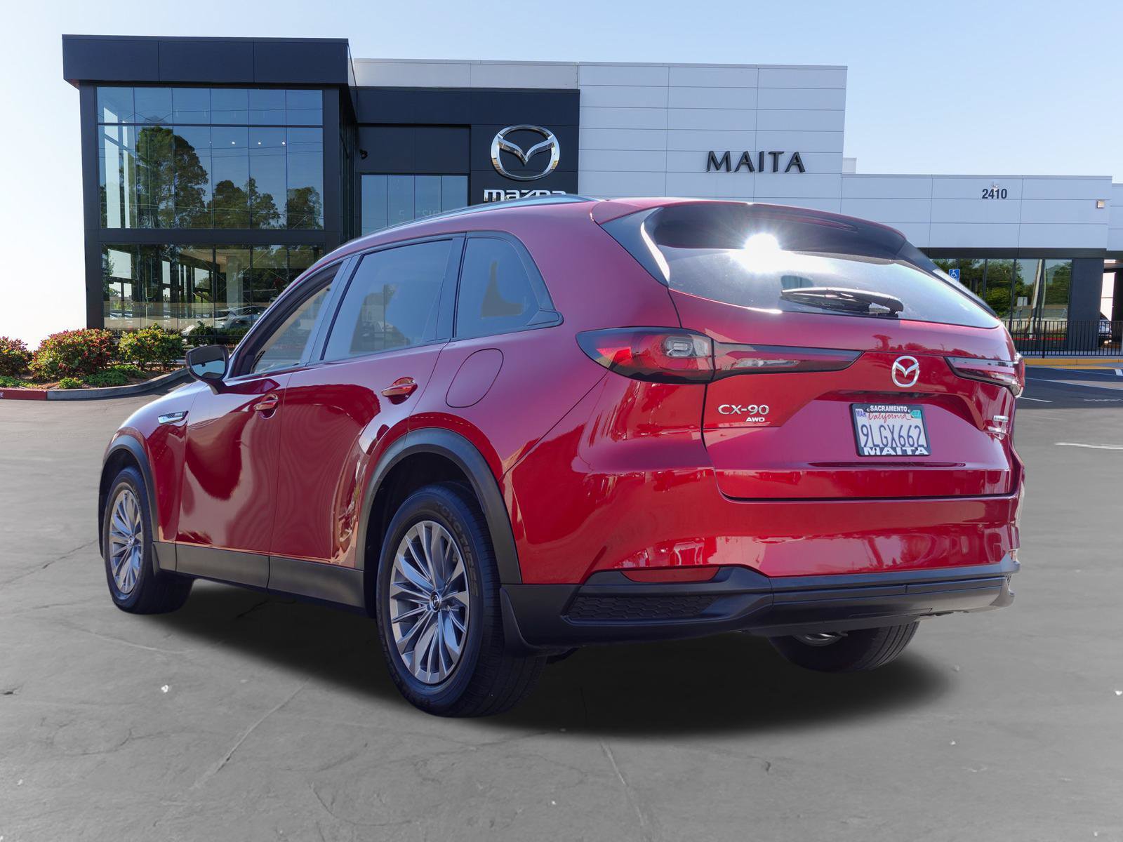 Used 2024 MAZDA CX-90 Plug-In Hybrid w/ Preferred AWD/4WD image 6