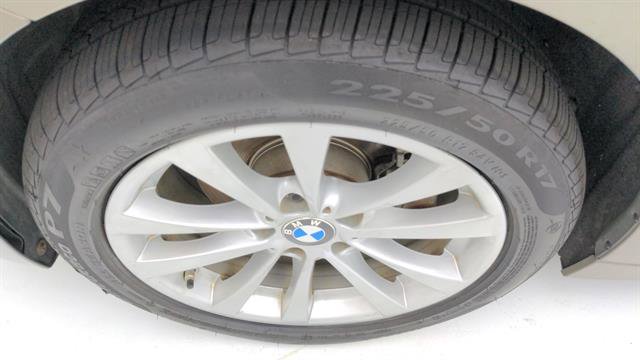 Used 2018 BMW 320i Sedan w/ Convenience Package RWD image 39