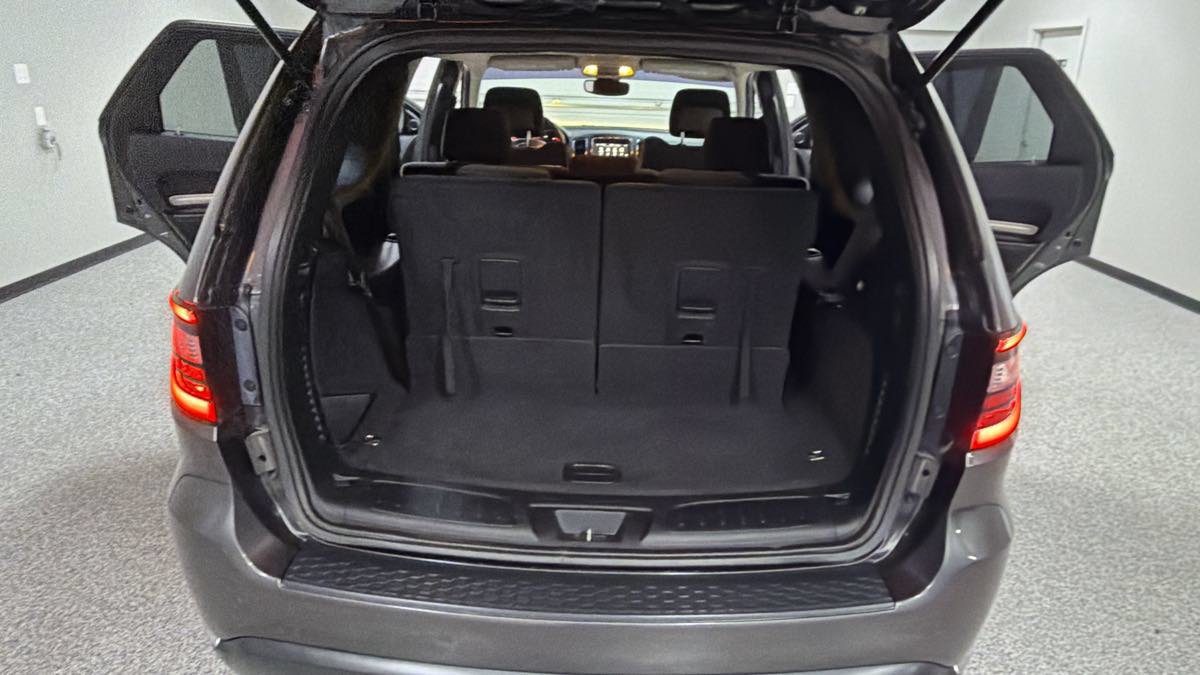 Used 2017 Dodge Durango SXT w/ Quick Order Package 23B AWD/4WD image 24