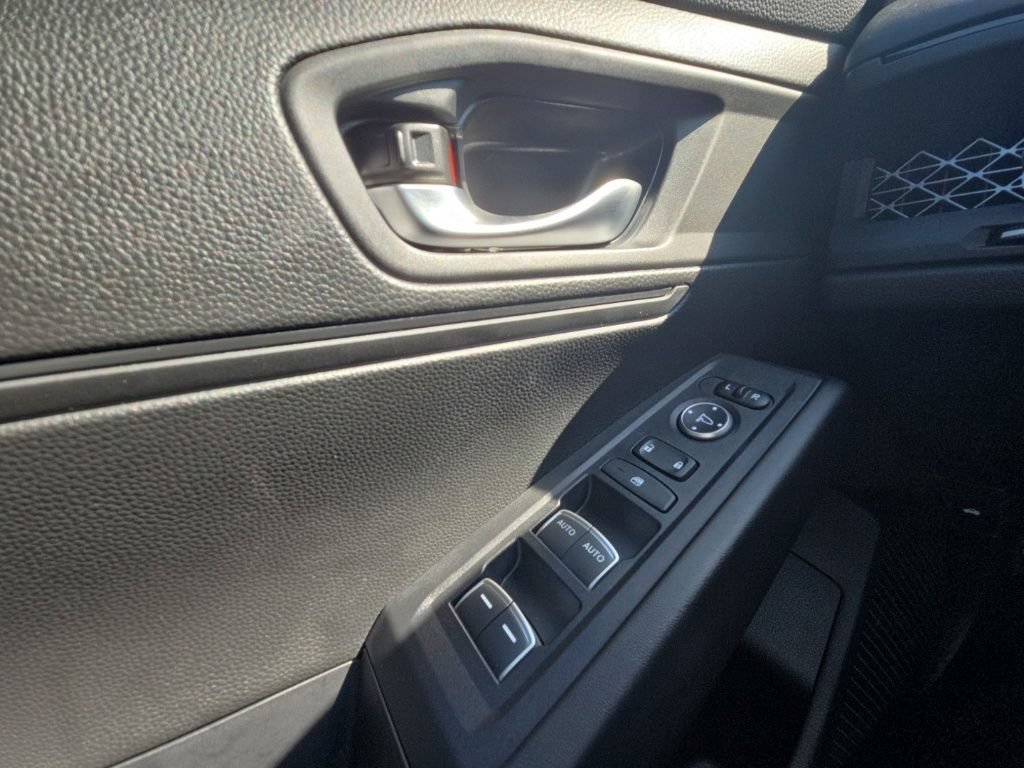 Used 2025 Honda Accord LX image 23