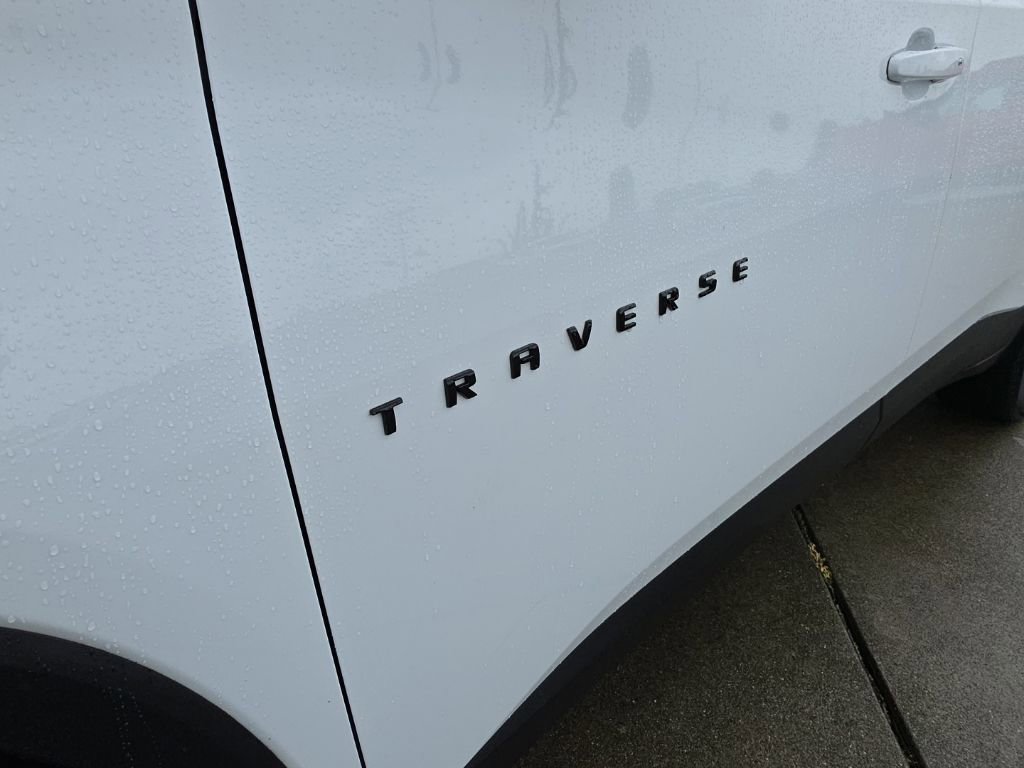 Used 2021 Chevrolet Traverse RS AWD/4WD image 40