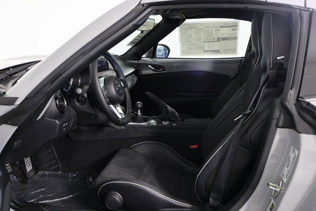New 2026 MAZDA MX-5 Miata RF Club w/ Interior Package RWD image 7