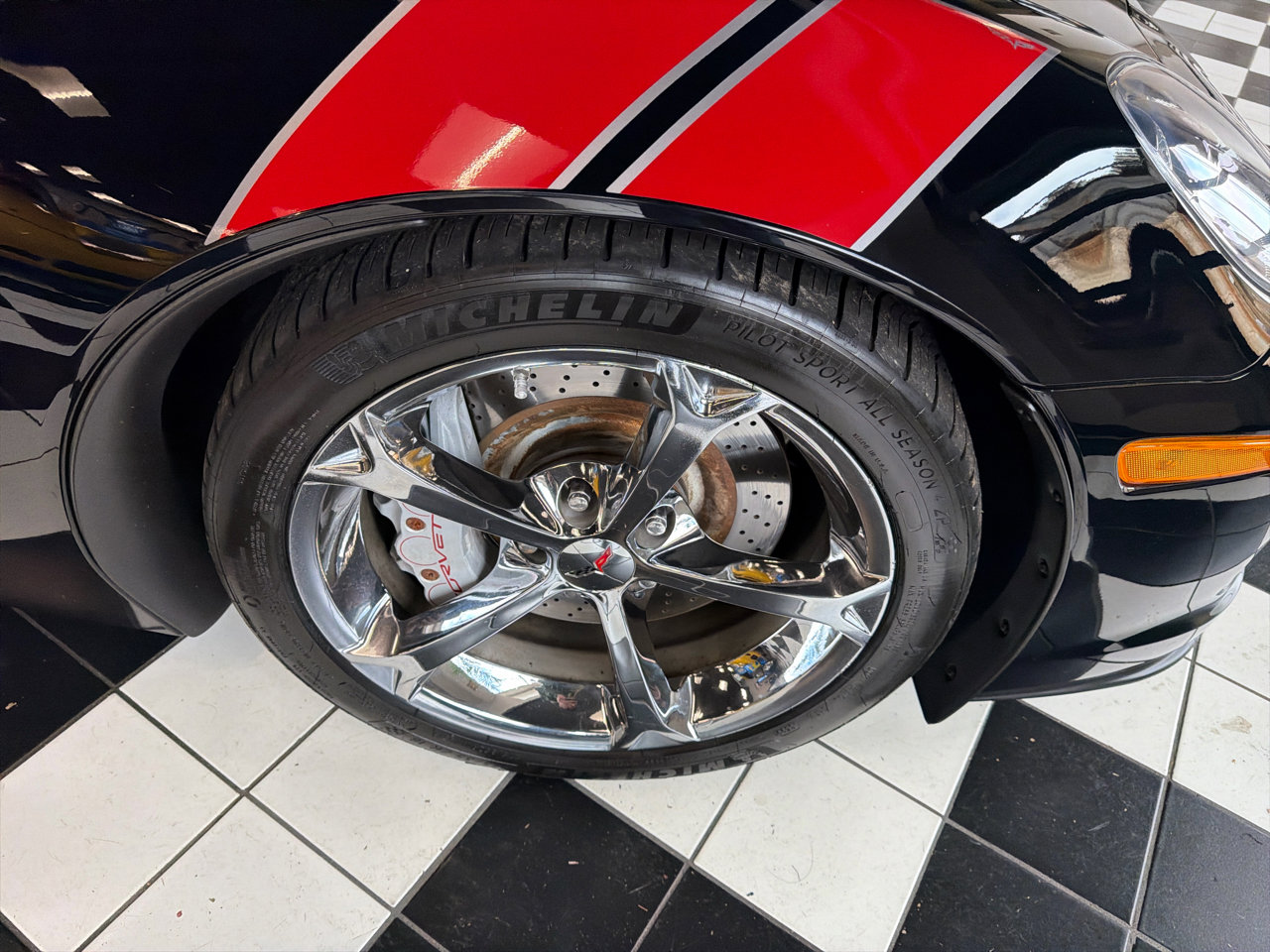 Used 2010 Chevrolet Corvette Grand Sport w/ Preferred Equipment Group image 9