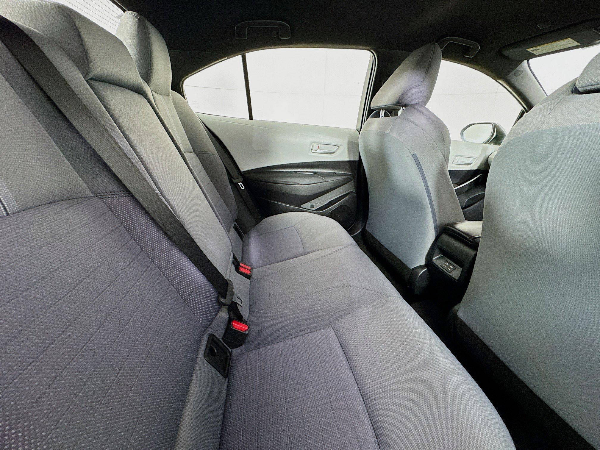 Used 2023 Toyota Corolla SE FWD image 26