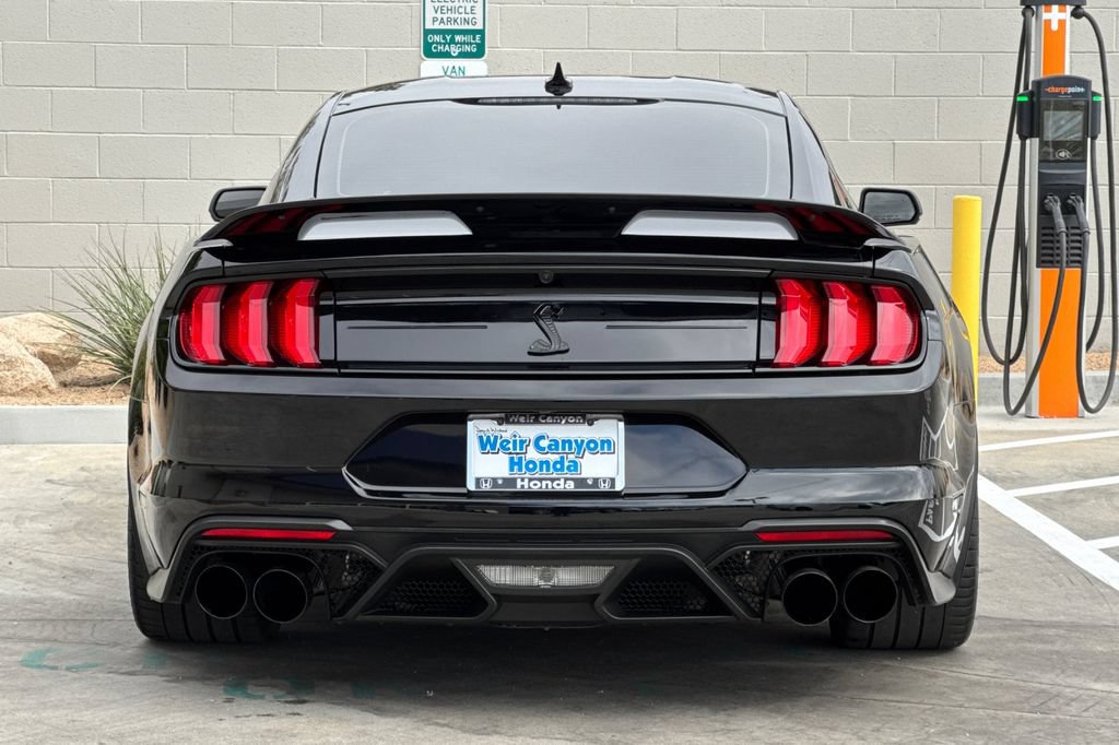 Used 2022 Ford Mustang Shelby GT500 w/ Technology Package RWD image 8