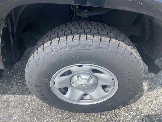 Used 2021 Toyota Tacoma SR AWD/4WD image 17