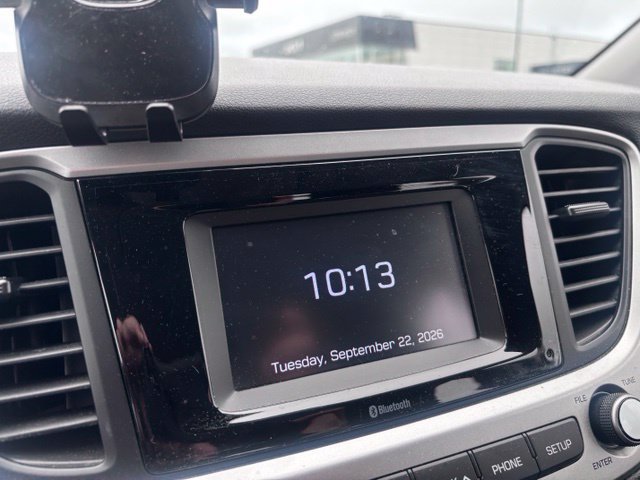 Used 2022 Hyundai Accent SE FWD image 23