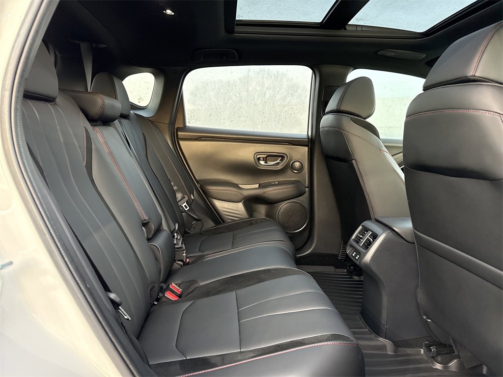 Used 2025 Acura ADX A-Spec image 17