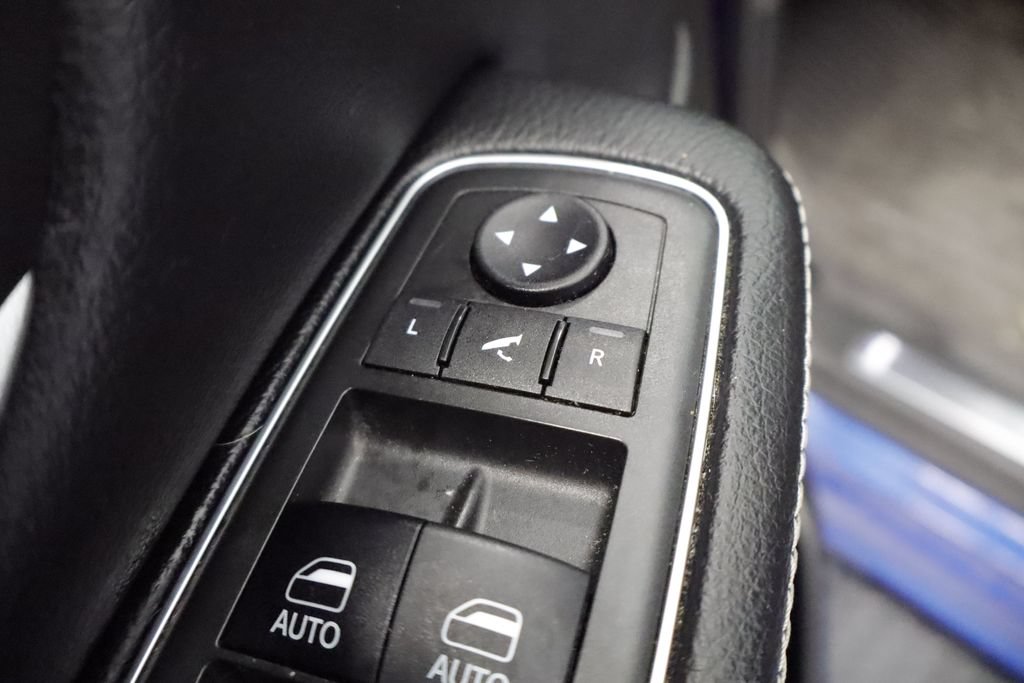 Certified 2019 RAM 1500 Laramie w/ Sport Appearance Package AWD/4WD image 25