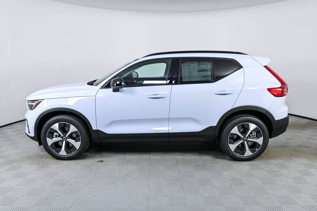 New 2026 Volvo XC40 B5 Plus w/ Protection Package Premier AWD/4WD image 2