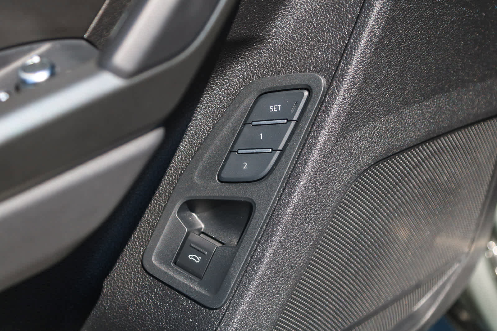 Used 2025 Audi Q3 2.0T Premium w/ Convenience Package image 33