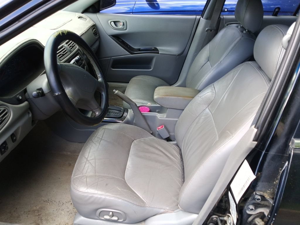 Used 2003 Mitsubishi Galant FWD image 9
