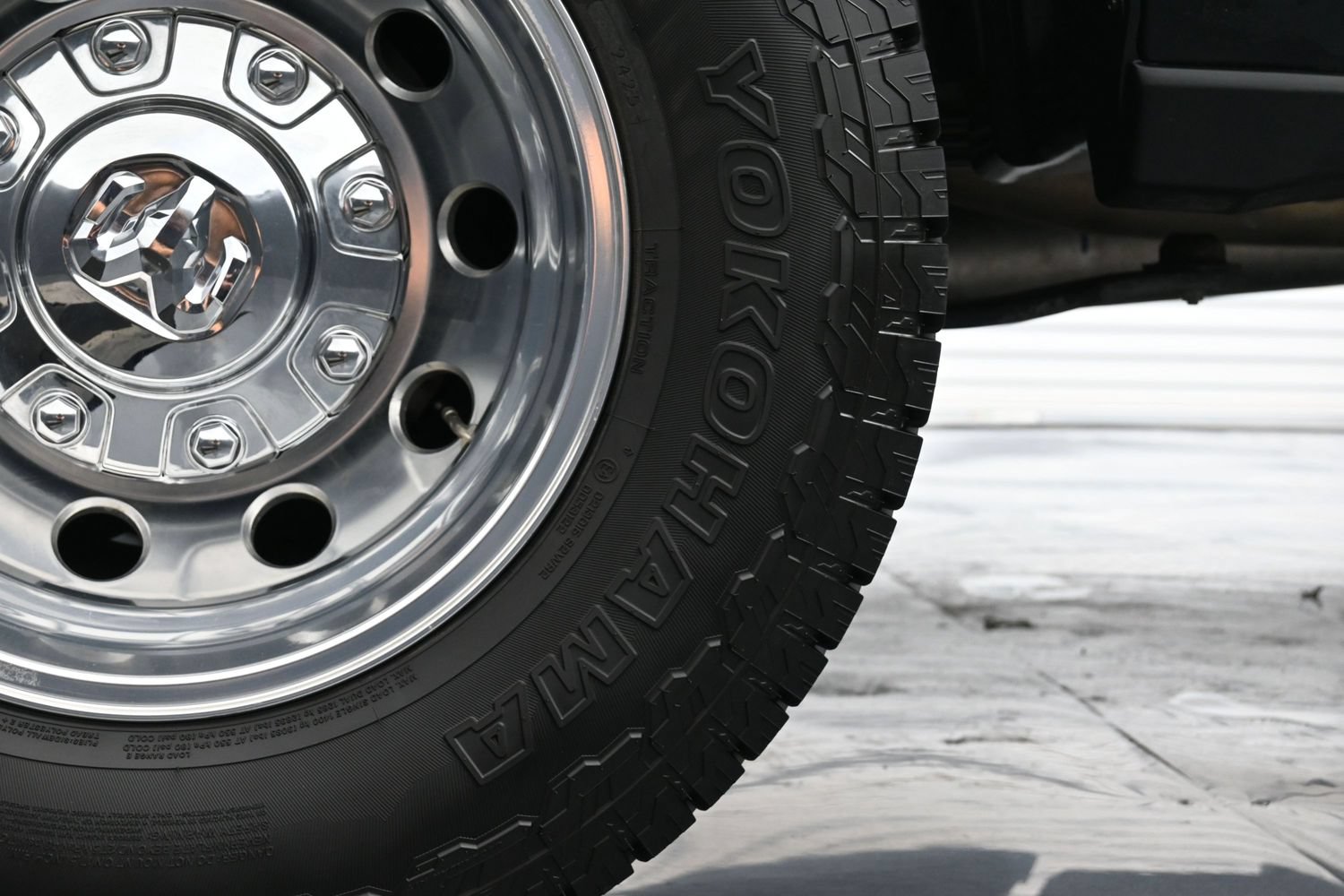 Used 2024 RAM 3500 Laramie w/ Towing Technology Group AWD/4WD image 41