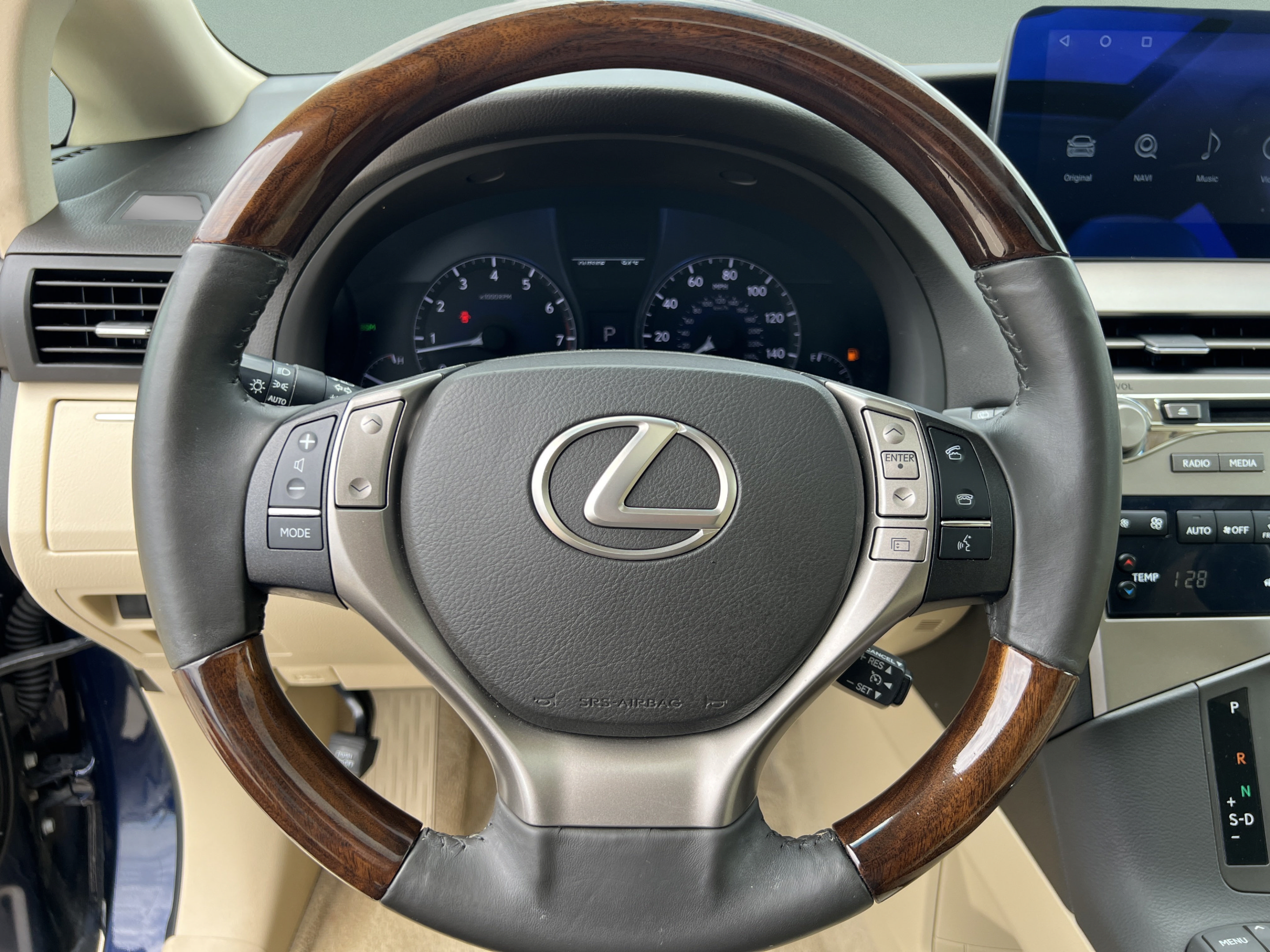 Used 2013 Lexus RX 350 FWD w/ Navigation Pkg image 10
