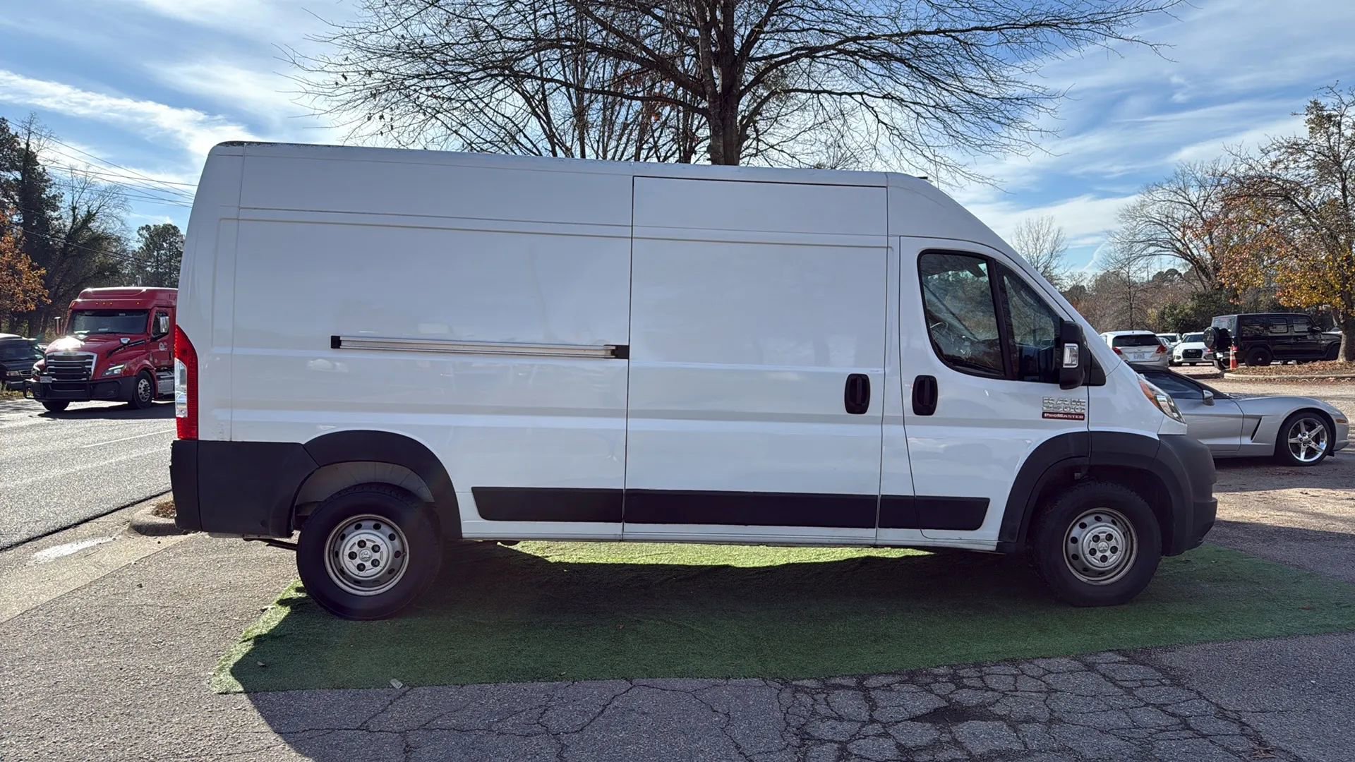 Used 2021 RAM ProMaster 2500 FWD image 9