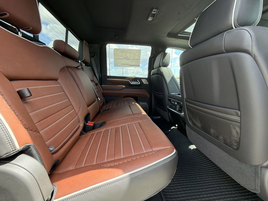 New 2026 GMC Sierra 2500 Denali Ultimate w/ Max Trailering Package image 13