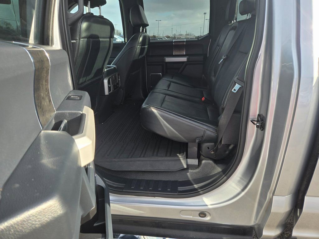 Used 2022 Ford F250 Lariat w/ Lariat Value Package image 8