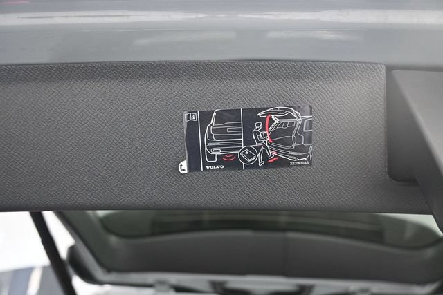 Used 2026 Volvo XC90 B6 Plus w/ Protection Package Premier AWD/4WD image 25