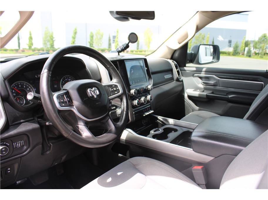 Used 2019 RAM 1500 Big Horn RWD image 9