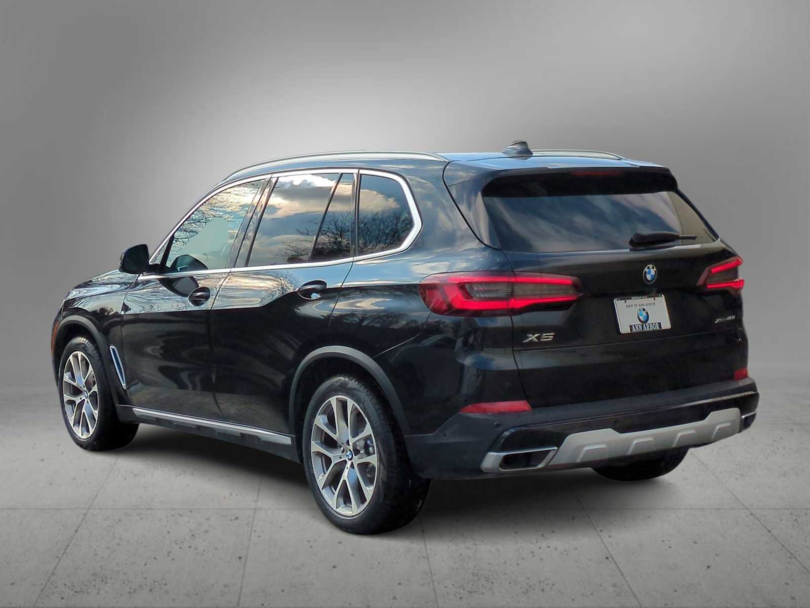 Certified 2022 BMW X5 xDrive40i image 6