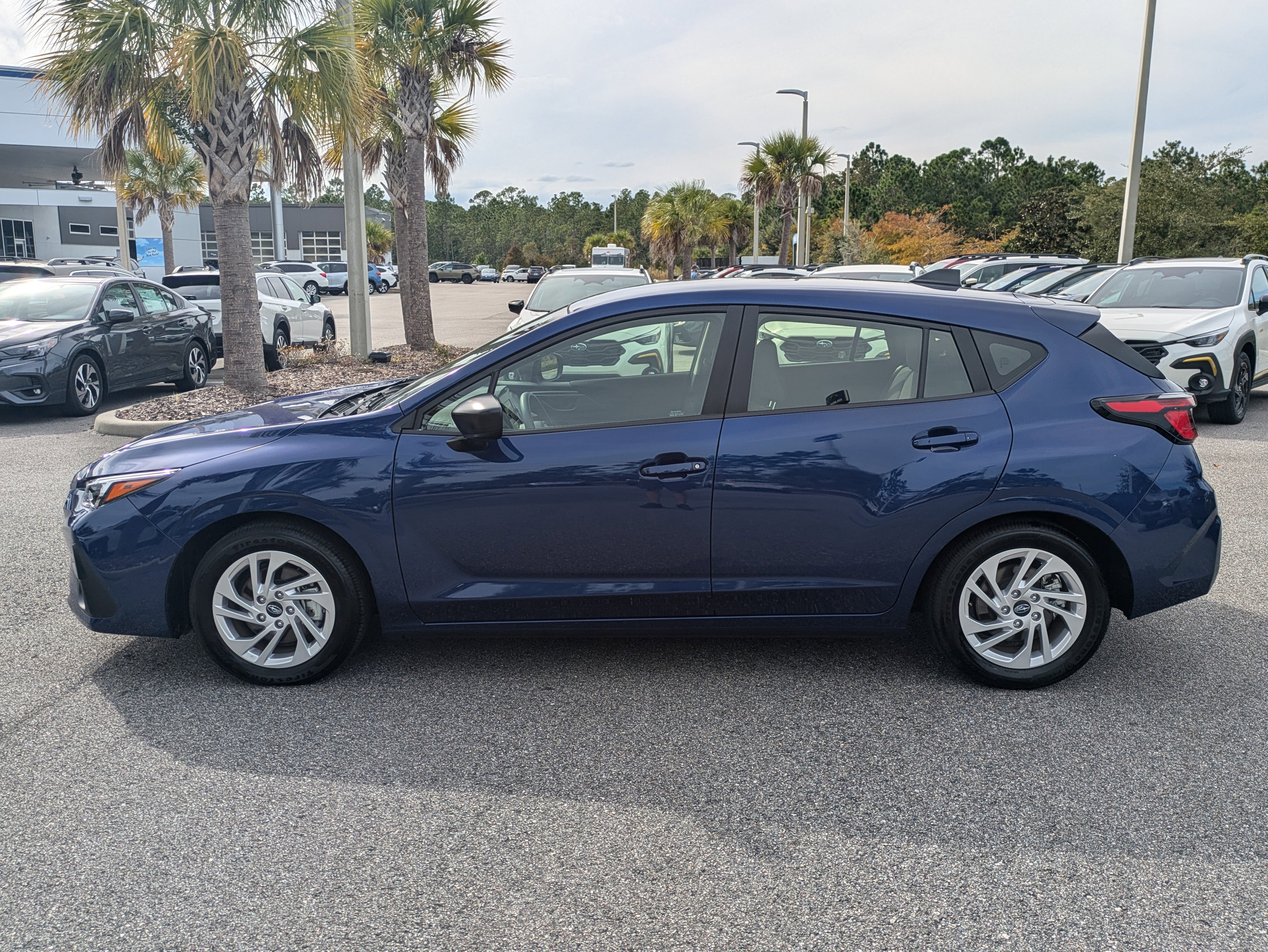 Used 2025 Subaru Impreza 2.0i image 6