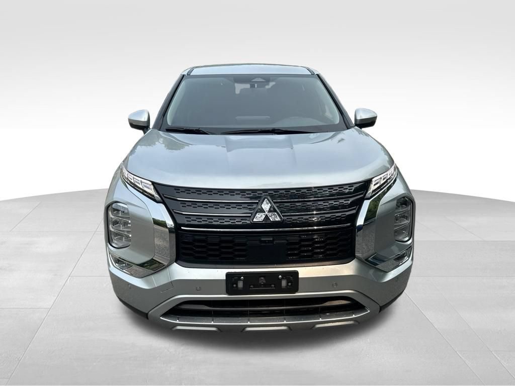 Used 2024 Mitsubishi Outlander SE FWD image 8